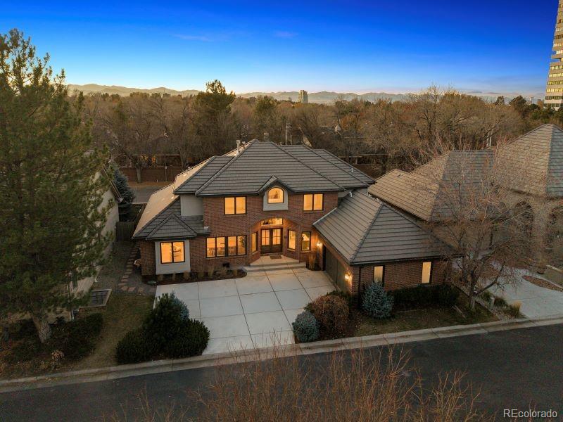 400 S Steele Street Unit: 63