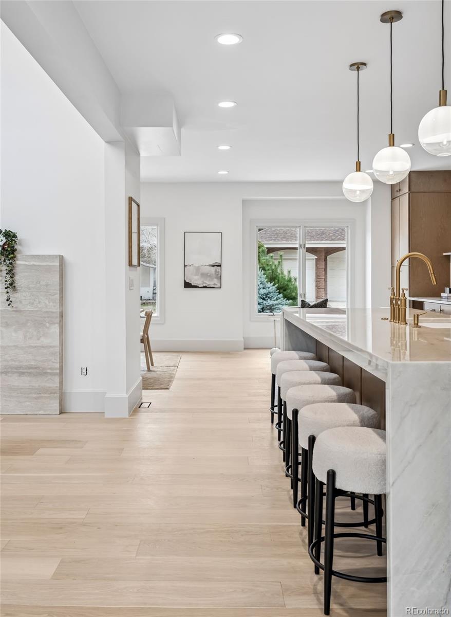 400 S Steele Street Unit: 63