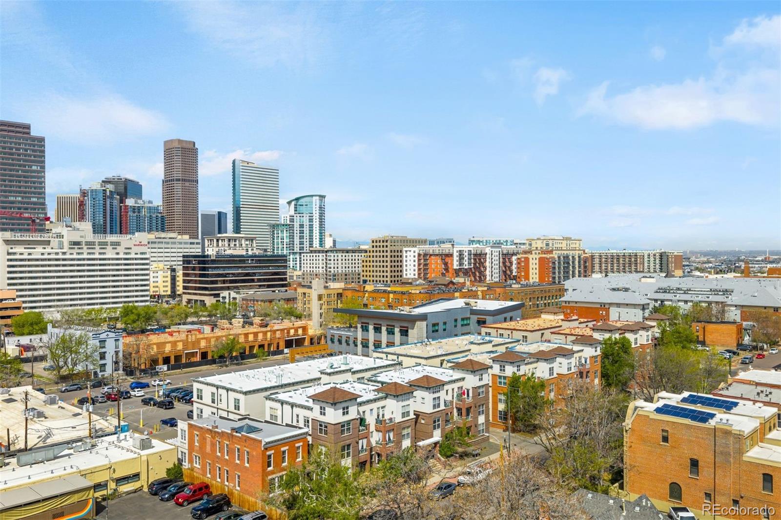 1727 N Pearl Street Unit: 204
