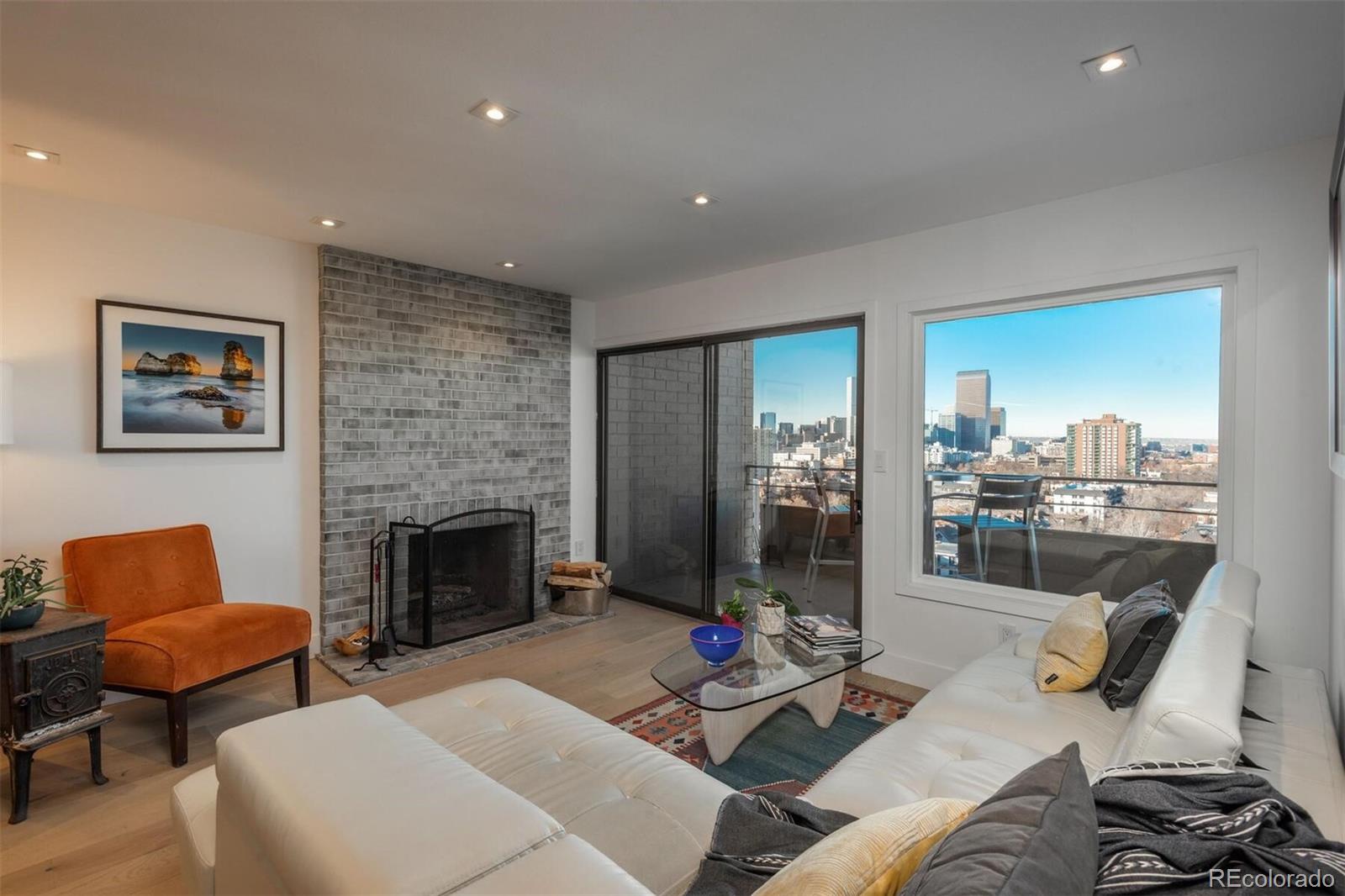 800 N Pearl Street Unit: 1201