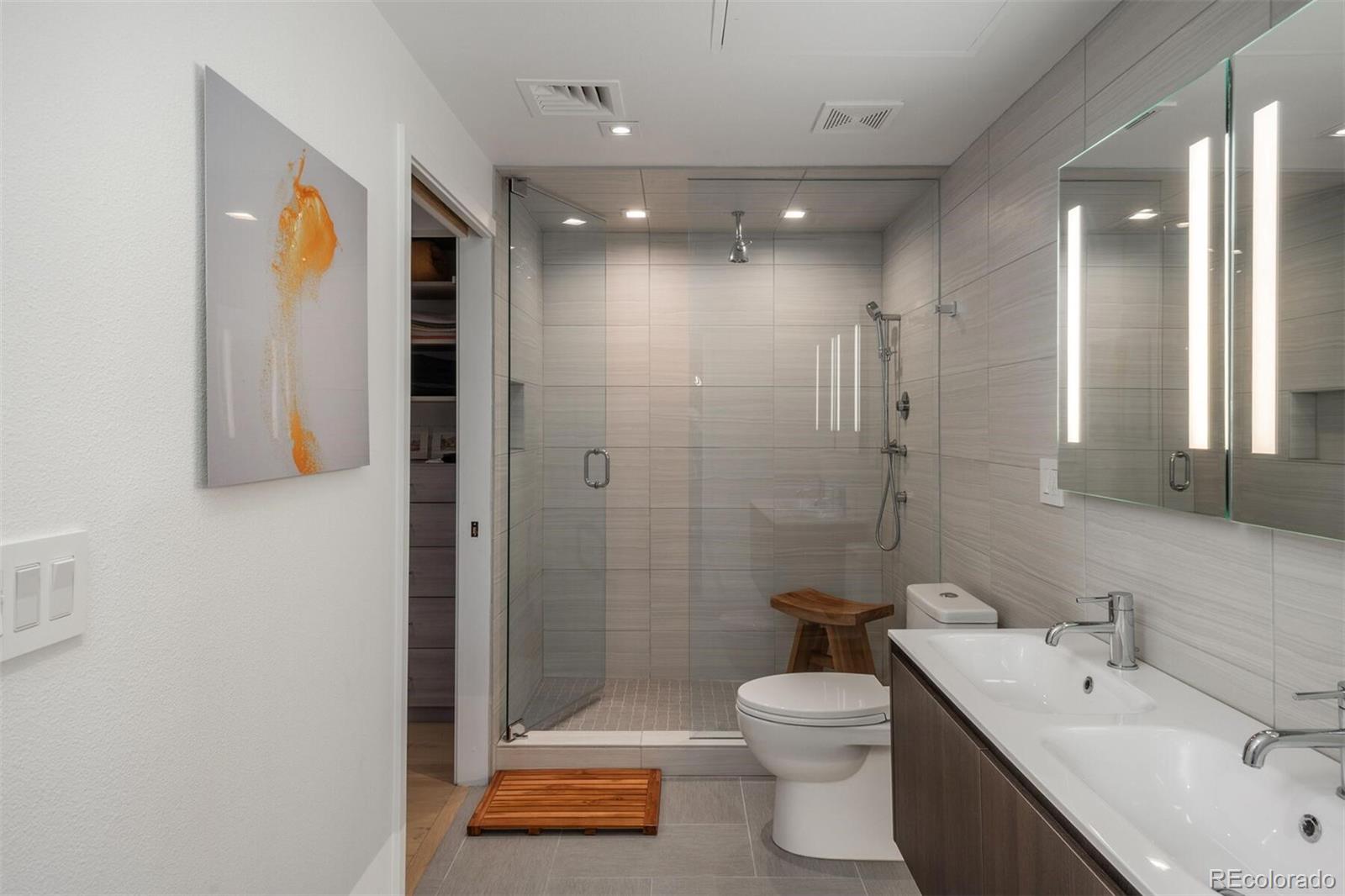 800 N Pearl Street Unit: 1201
