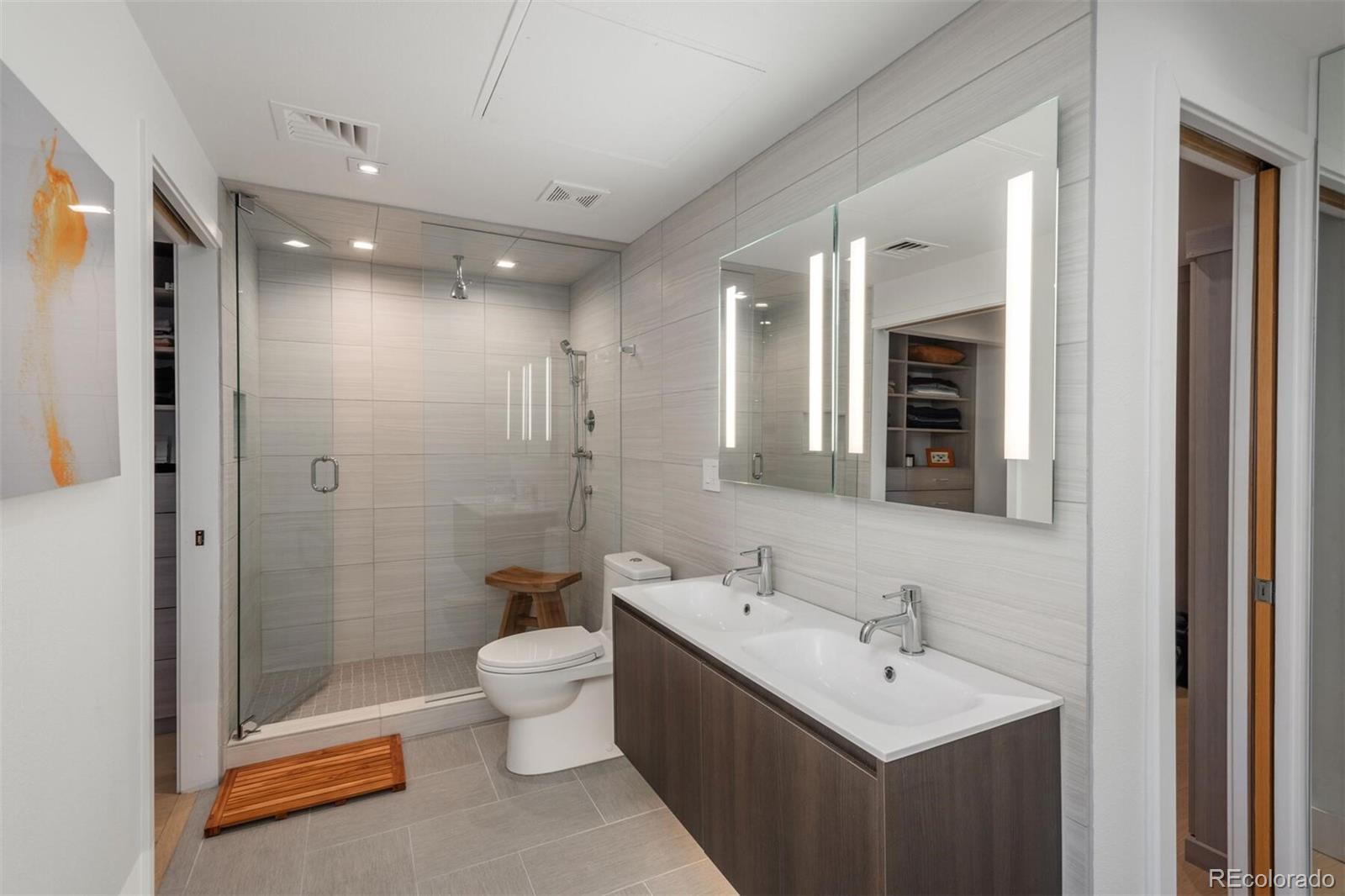 800 N Pearl Street Unit: 1201