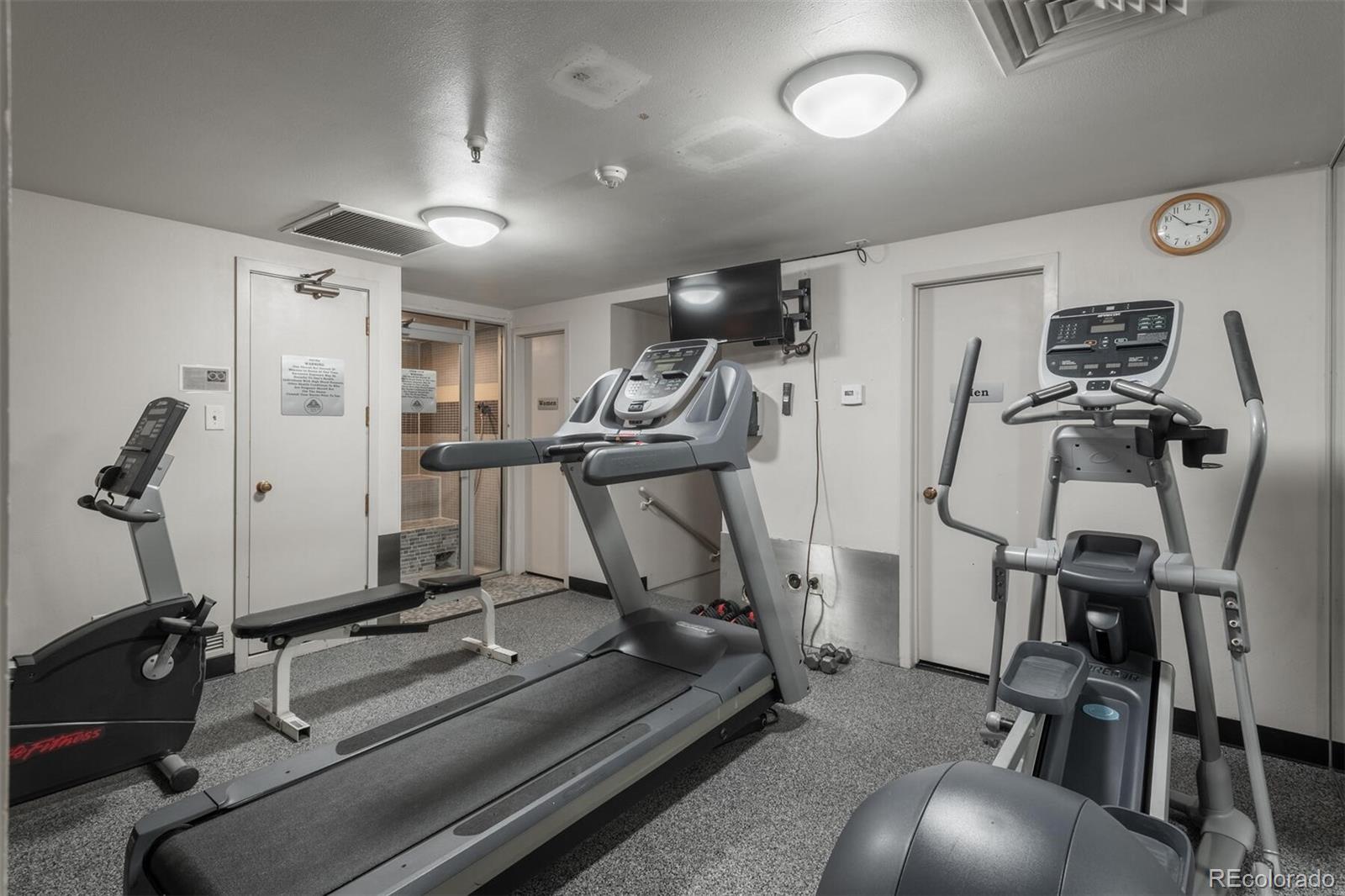 800 N Pearl Street Unit: 1201