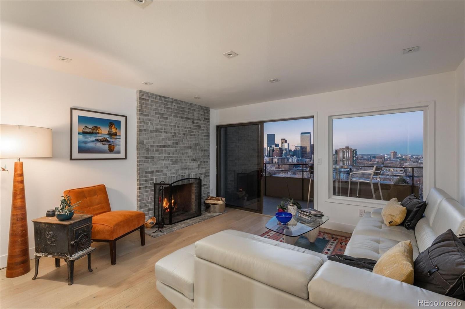 800 N Pearl Street Unit: 1201