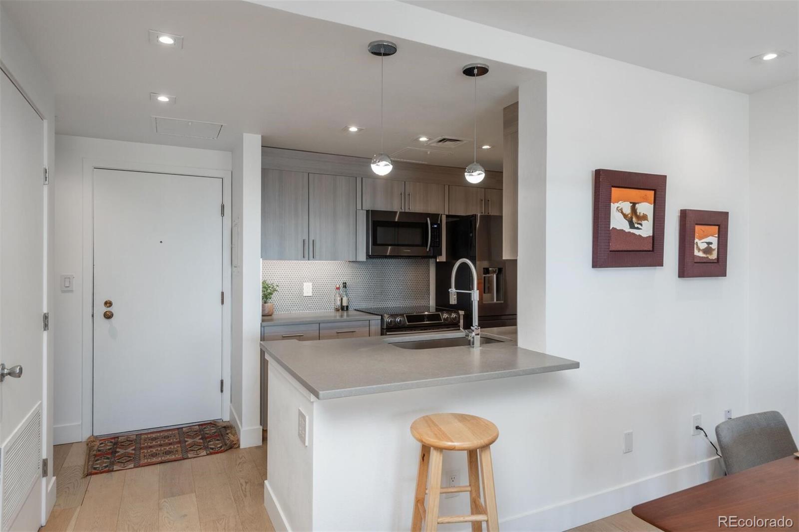 800 N Pearl Street Unit: 1201