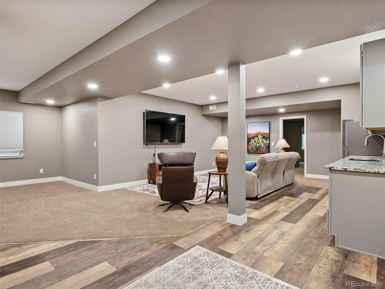 15561 Xanthia Court