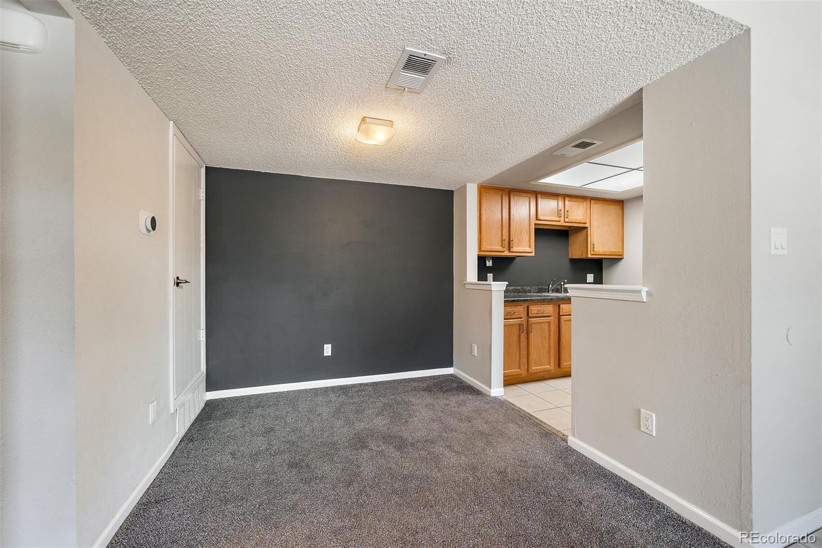 1970 S Xanadu Way Unit: 101