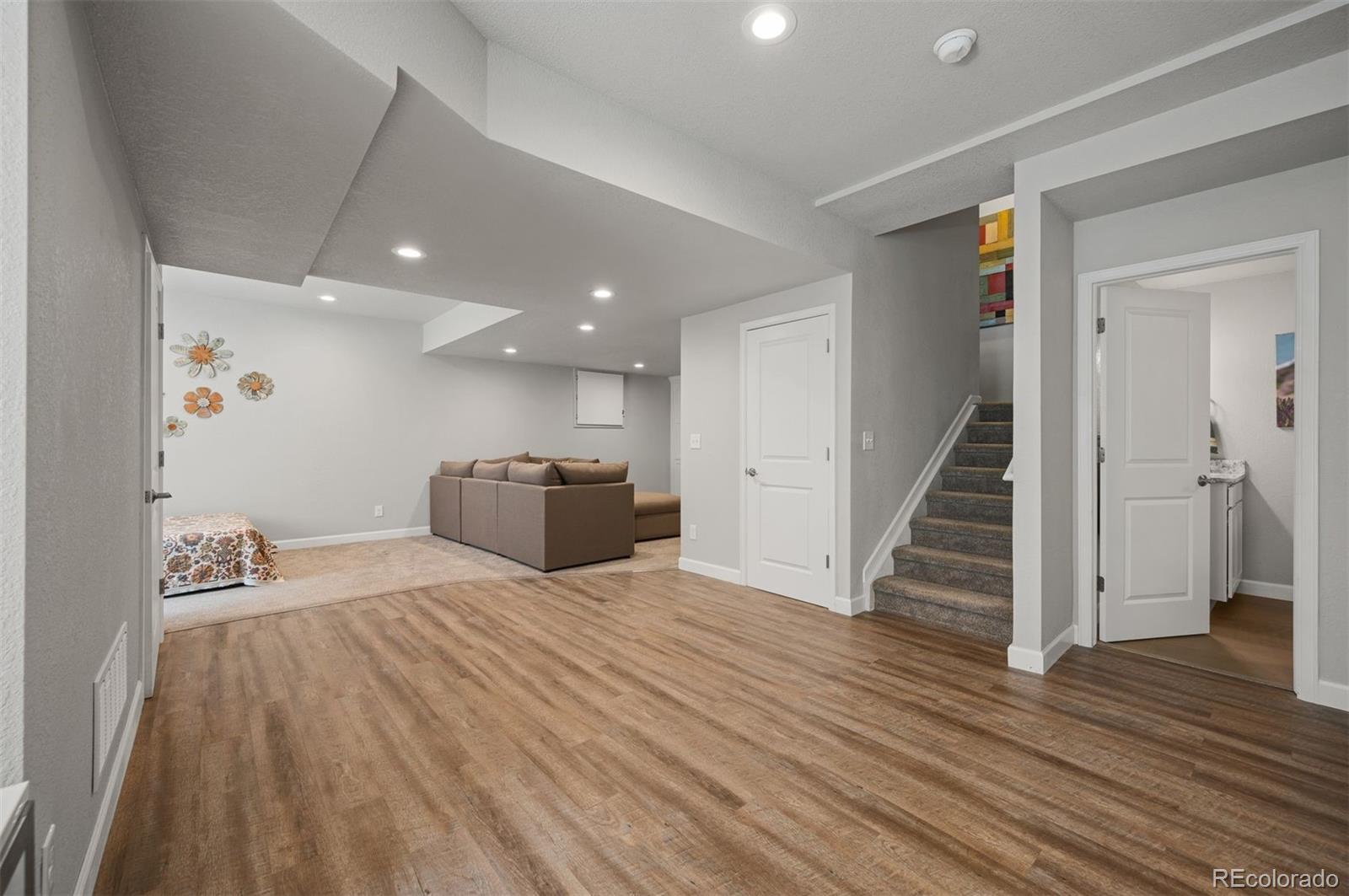 560 E Fremont Place
