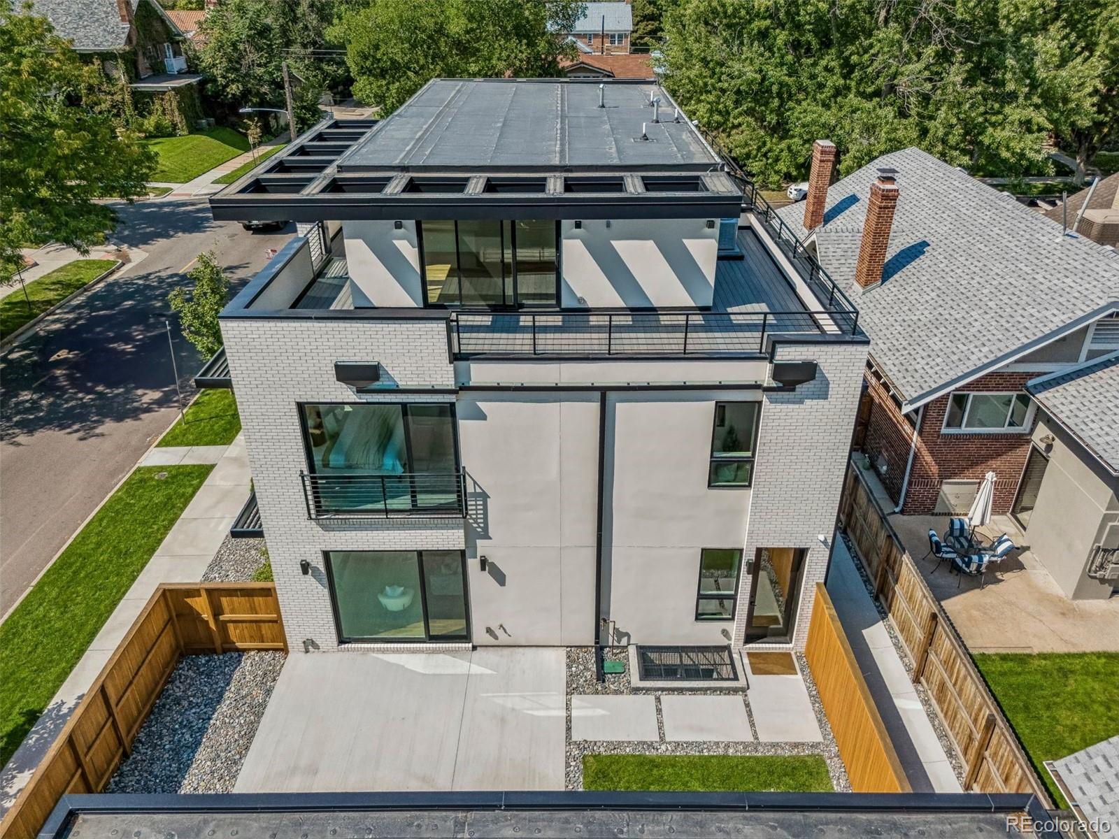 1135 E Virginia Avenue