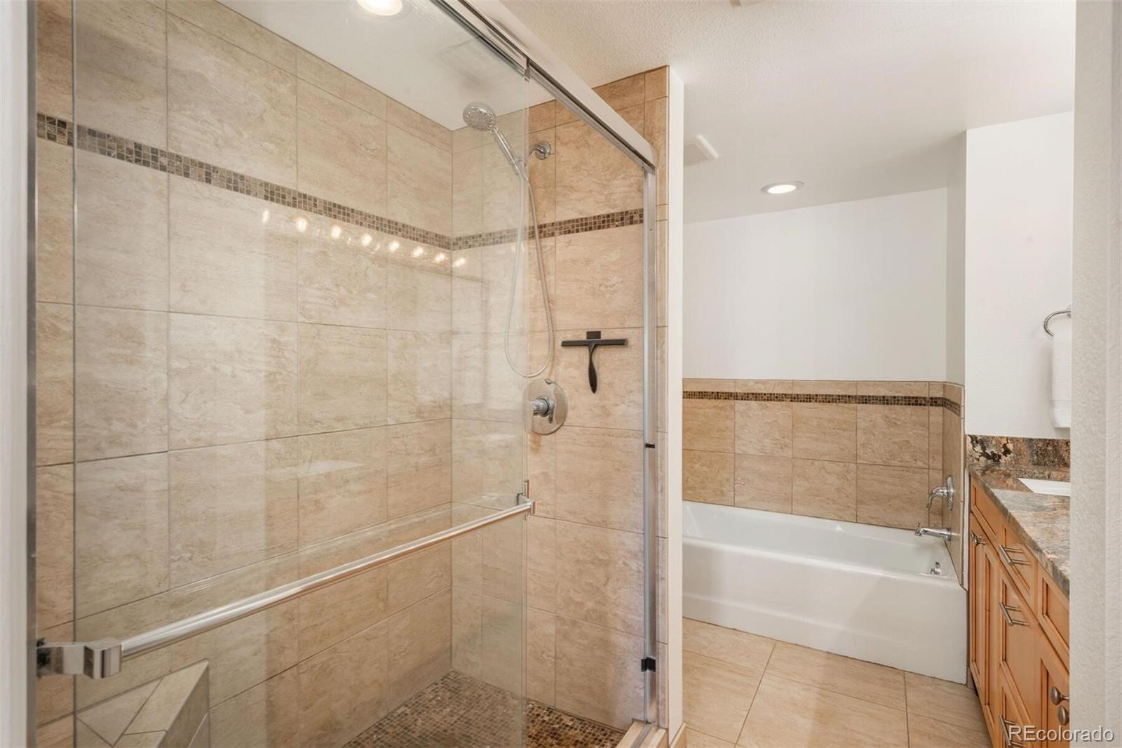 800 N Pearl Street Unit: 406