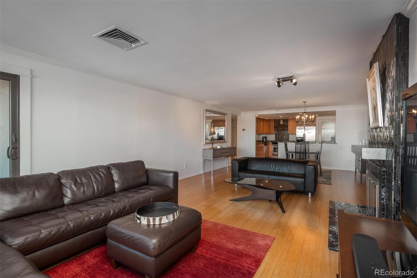 800 N Pearl Street Unit: 406