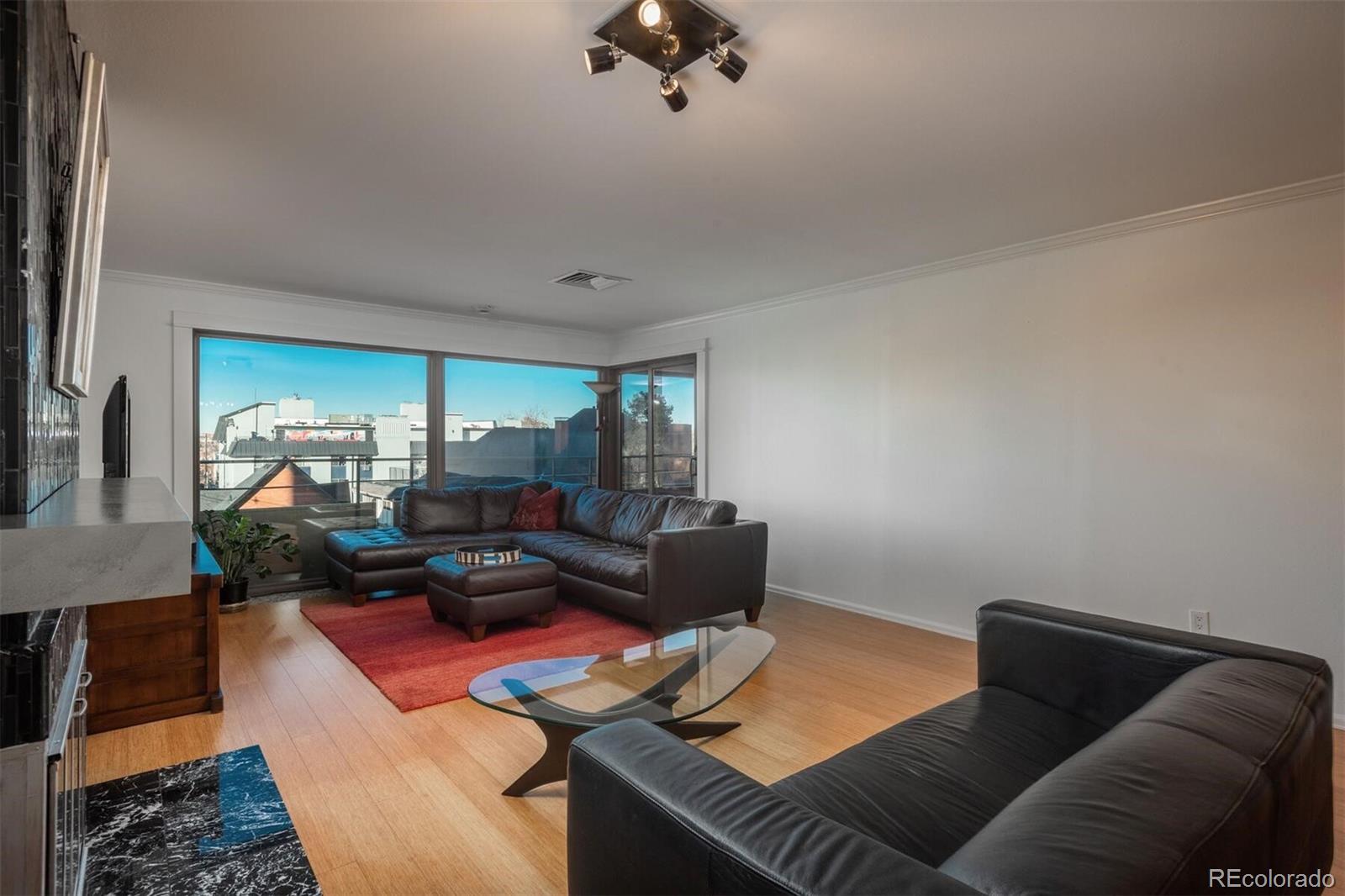 800 N Pearl Street Unit: 406