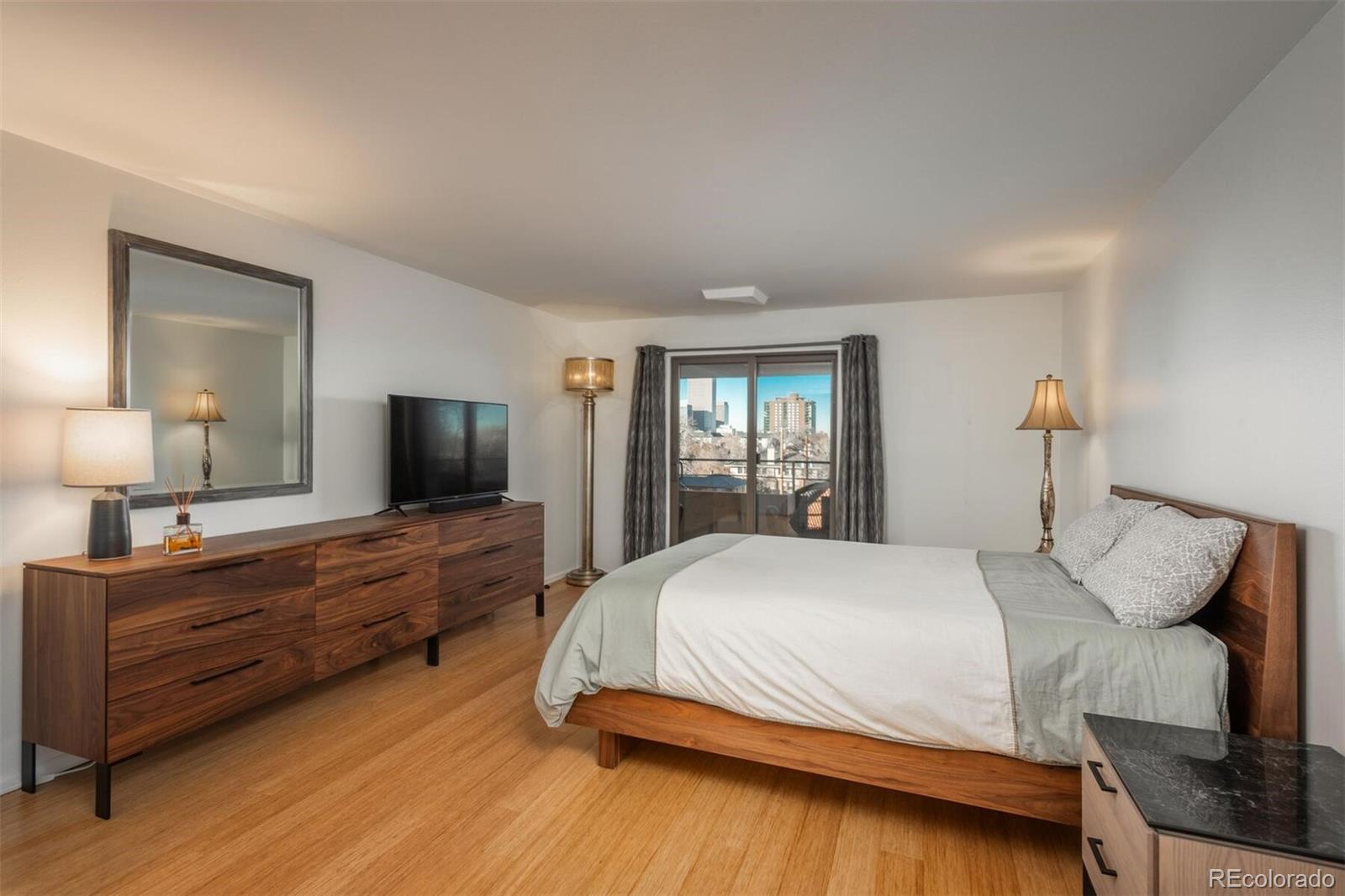 800 N Pearl Street Unit: 406