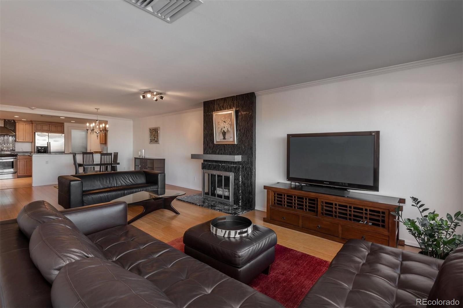 800 N Pearl Street Unit: 406
