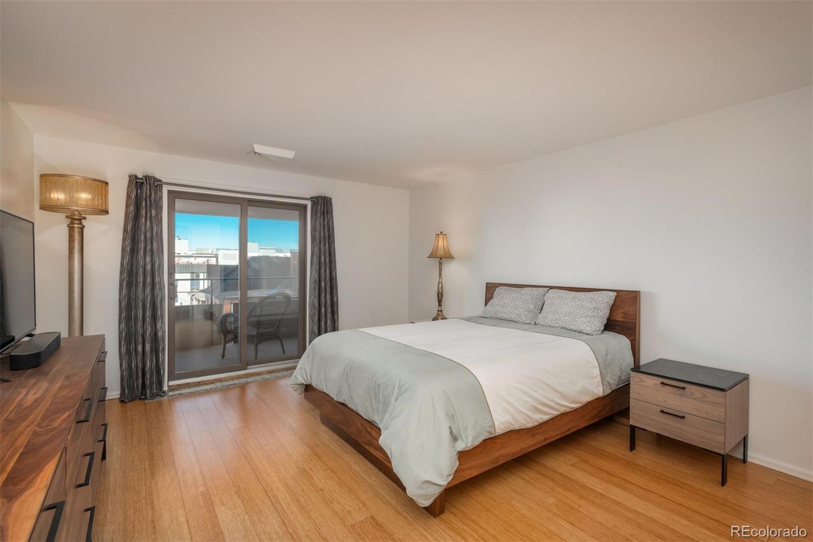 800 N Pearl Street Unit: 406