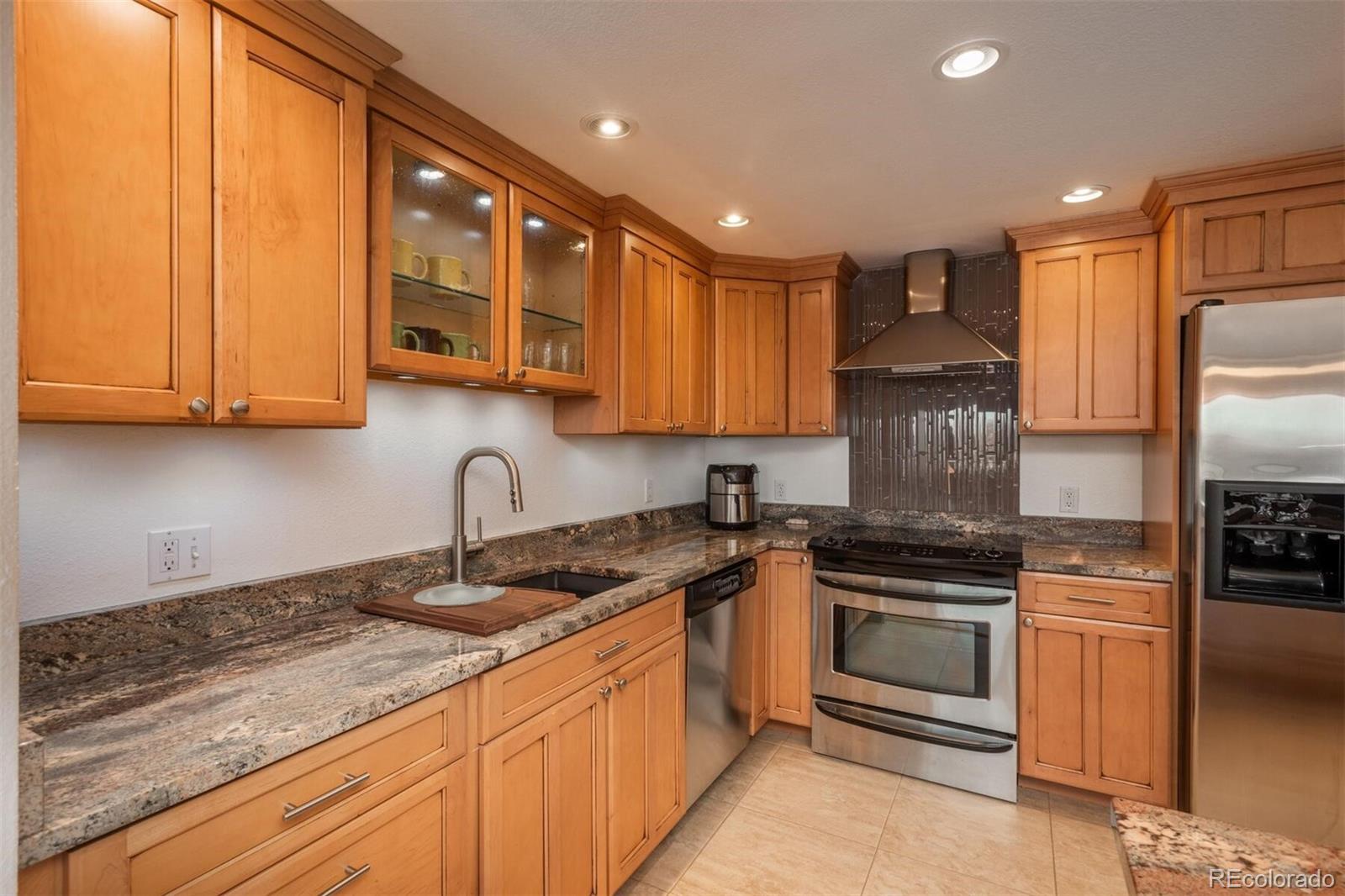 800 N Pearl Street Unit: 406