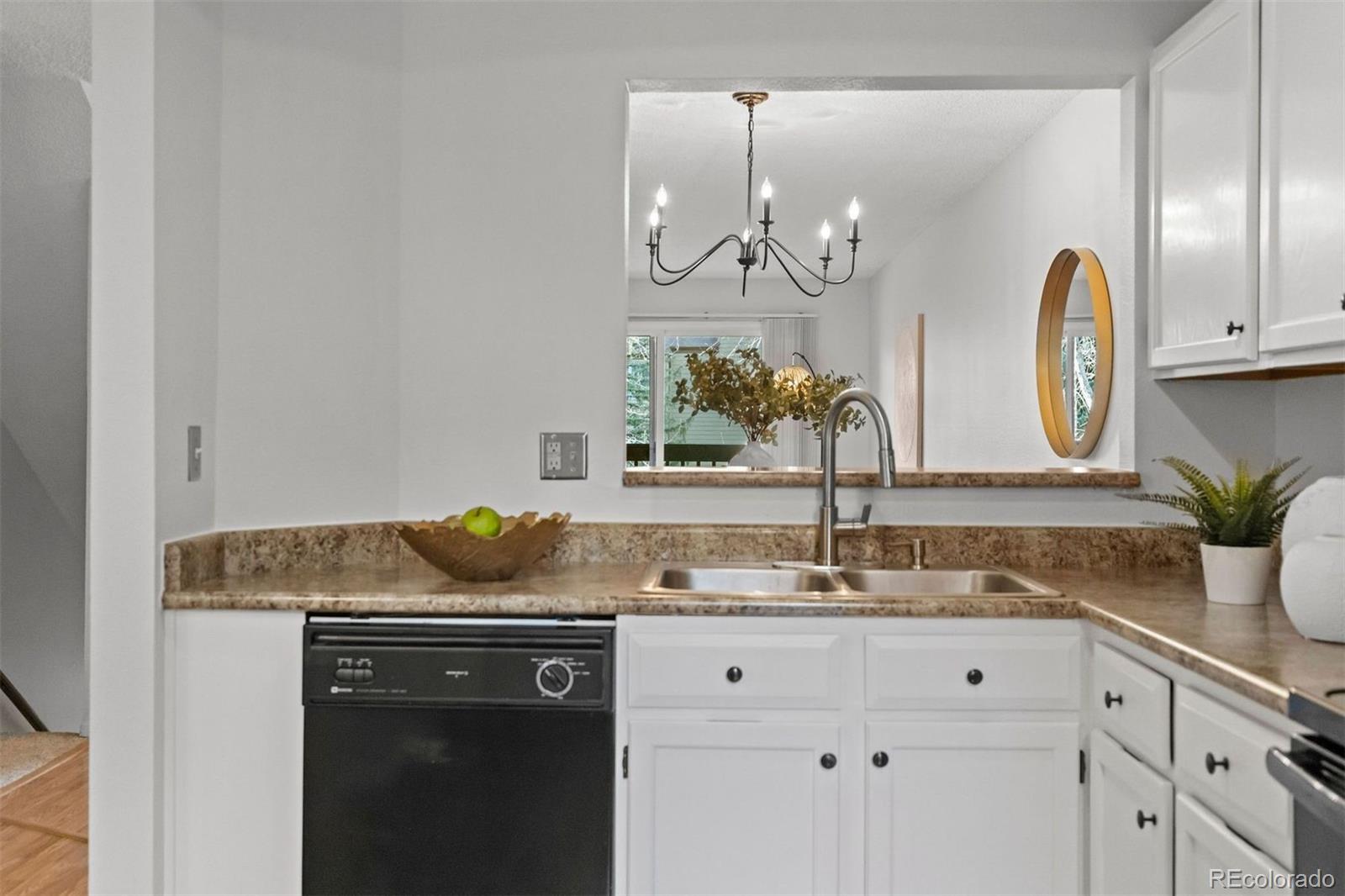 449 Wright Street Unit: 7