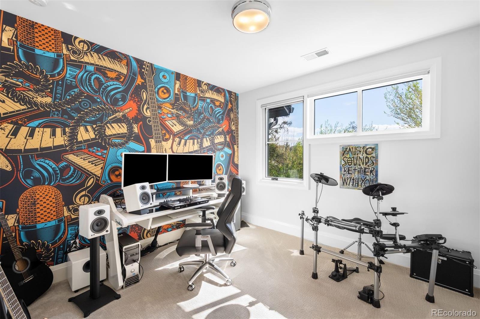 2821 E Cedar Avenue Unit: 2