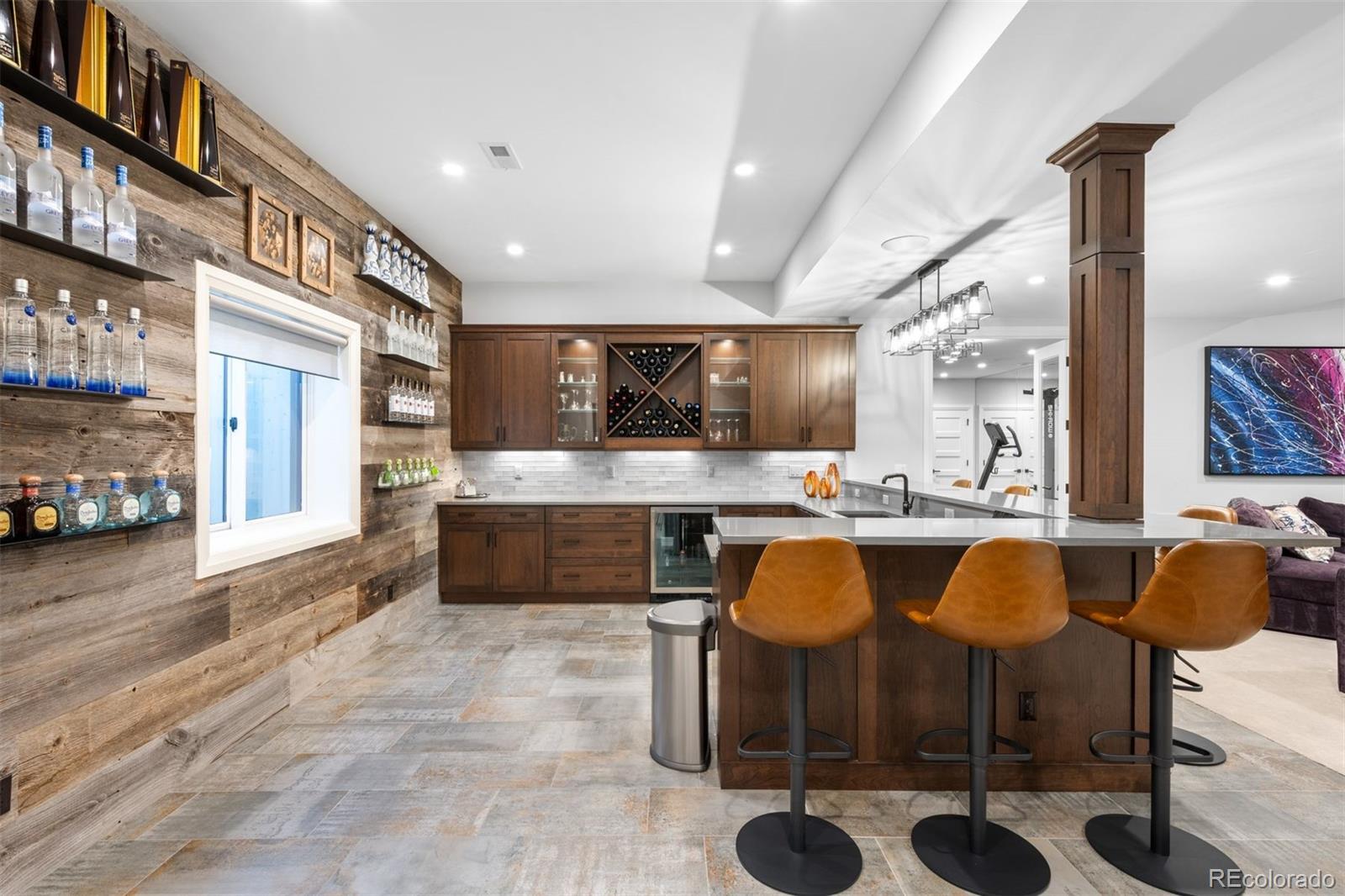 2821 E Cedar Avenue Unit: 2