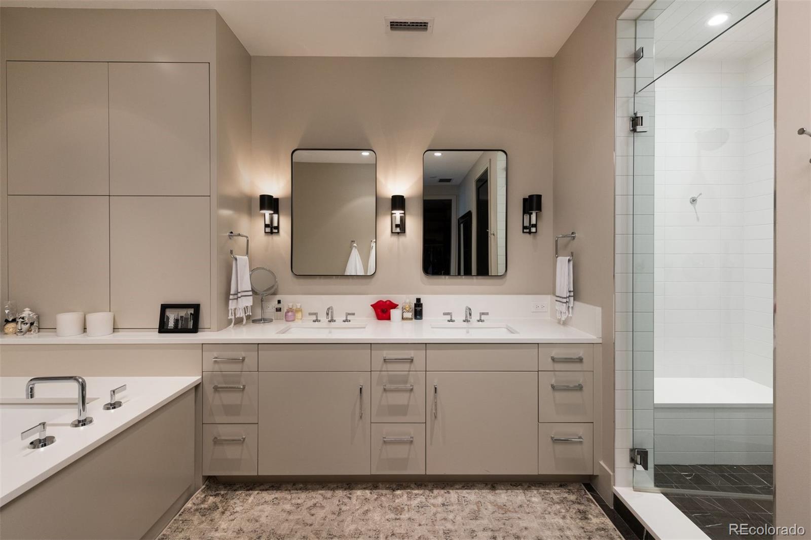 100 Detroit Street Unit: 103