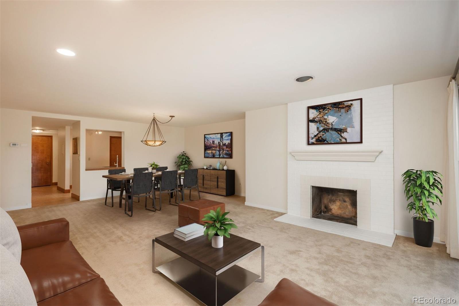 800 N Pearl Street Unit: 702