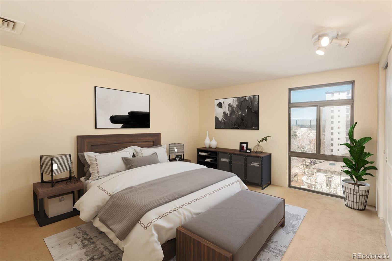 800 N Pearl Street Unit: 702