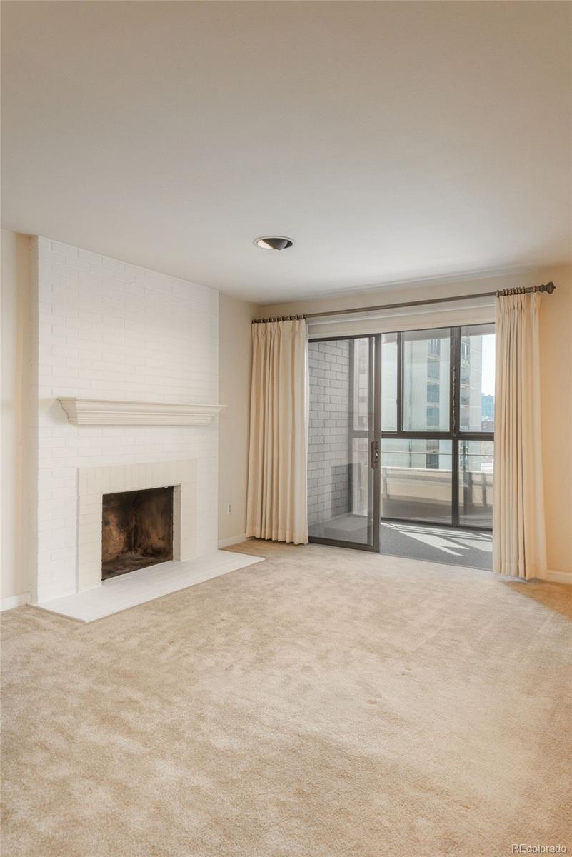 800 N Pearl Street Unit: 702