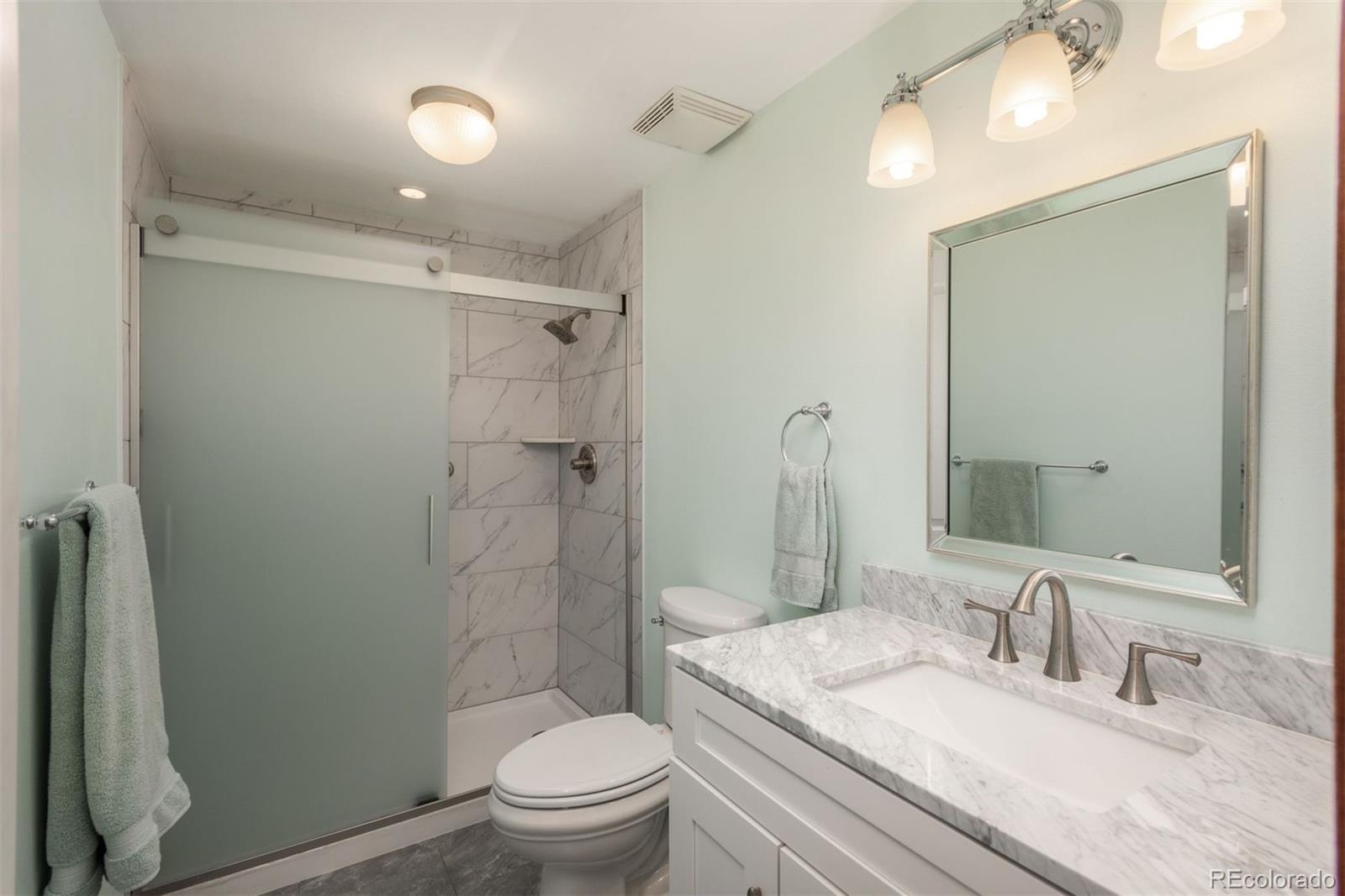 800 N Pearl Street Unit: 702