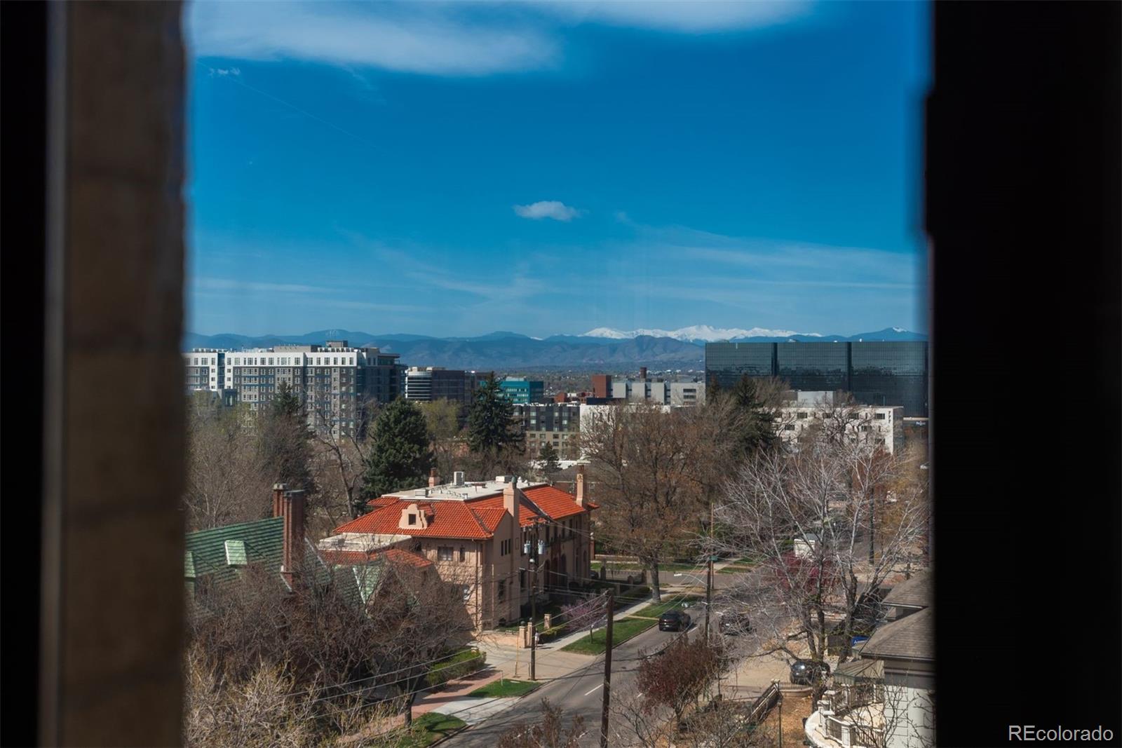 800 N Pearl Street Unit: 702