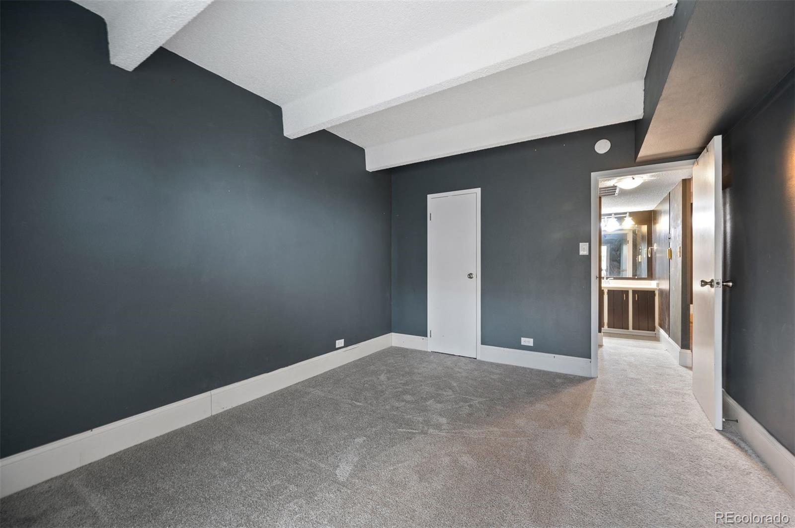 8060 E Girard Avenue Unit: 913
