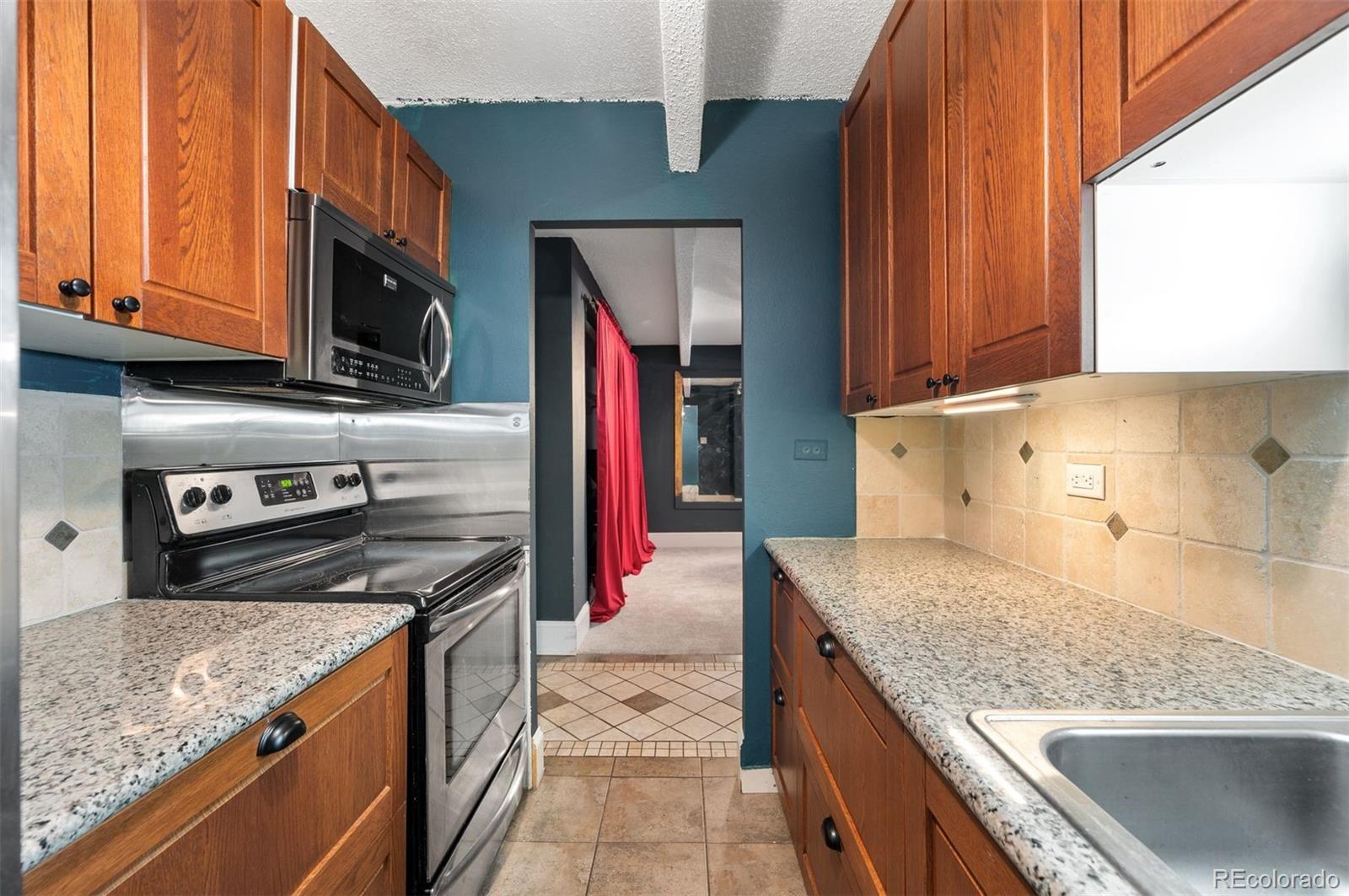8060 E Girard Avenue Unit: 913