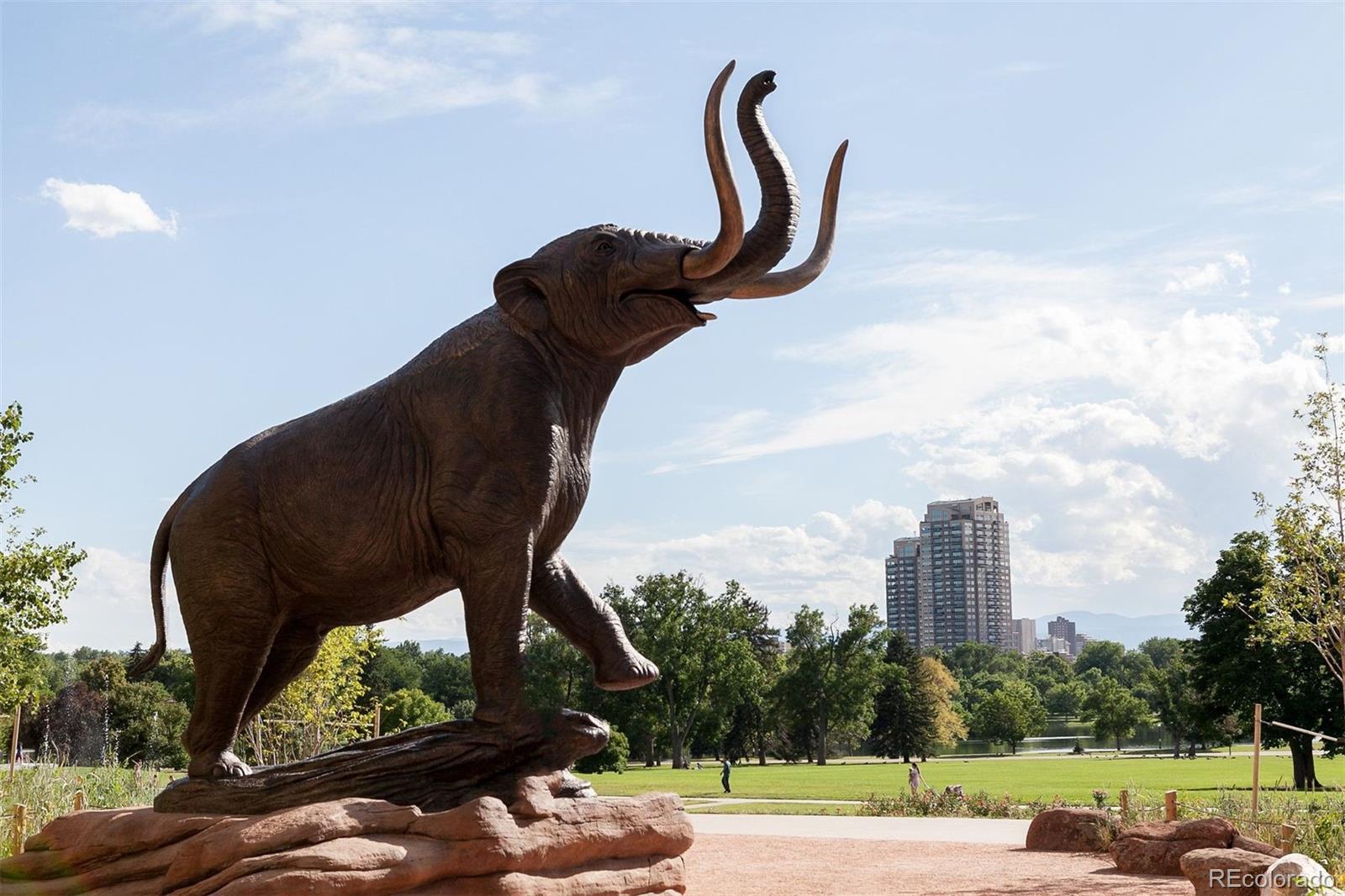 2539 N Lafayette Street