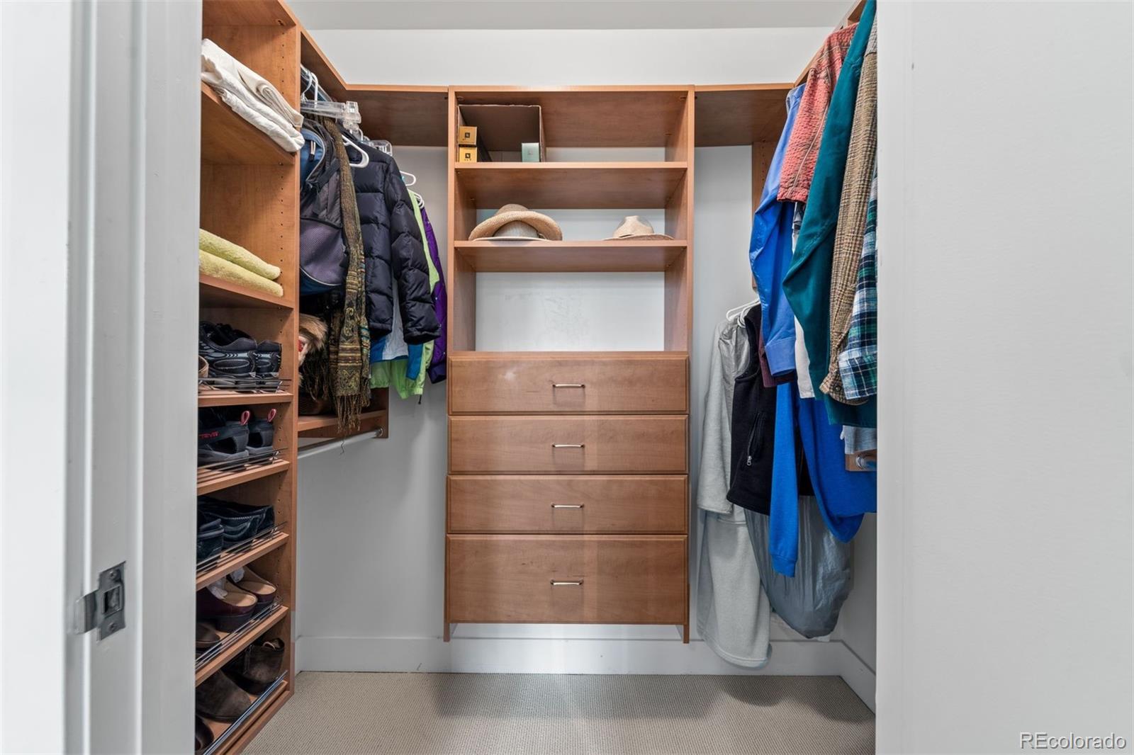 1401 Delgany Street Unit: 211