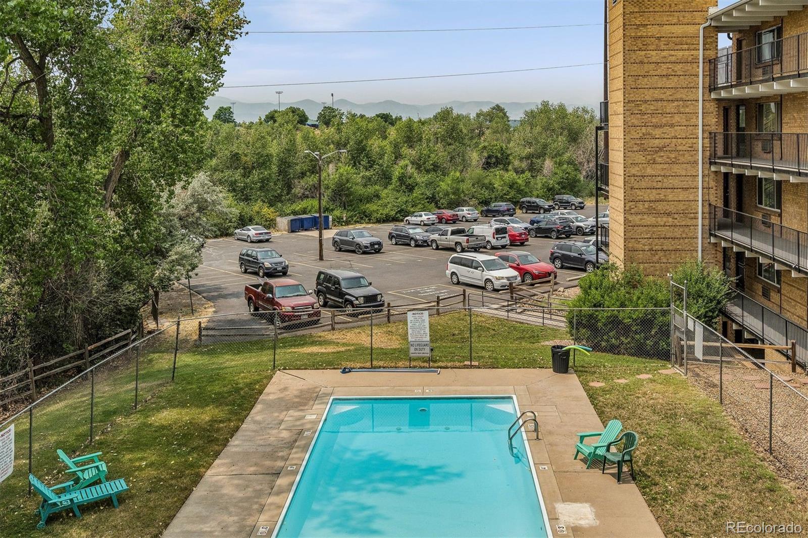 800 W Belleview Avenue Unit: 305