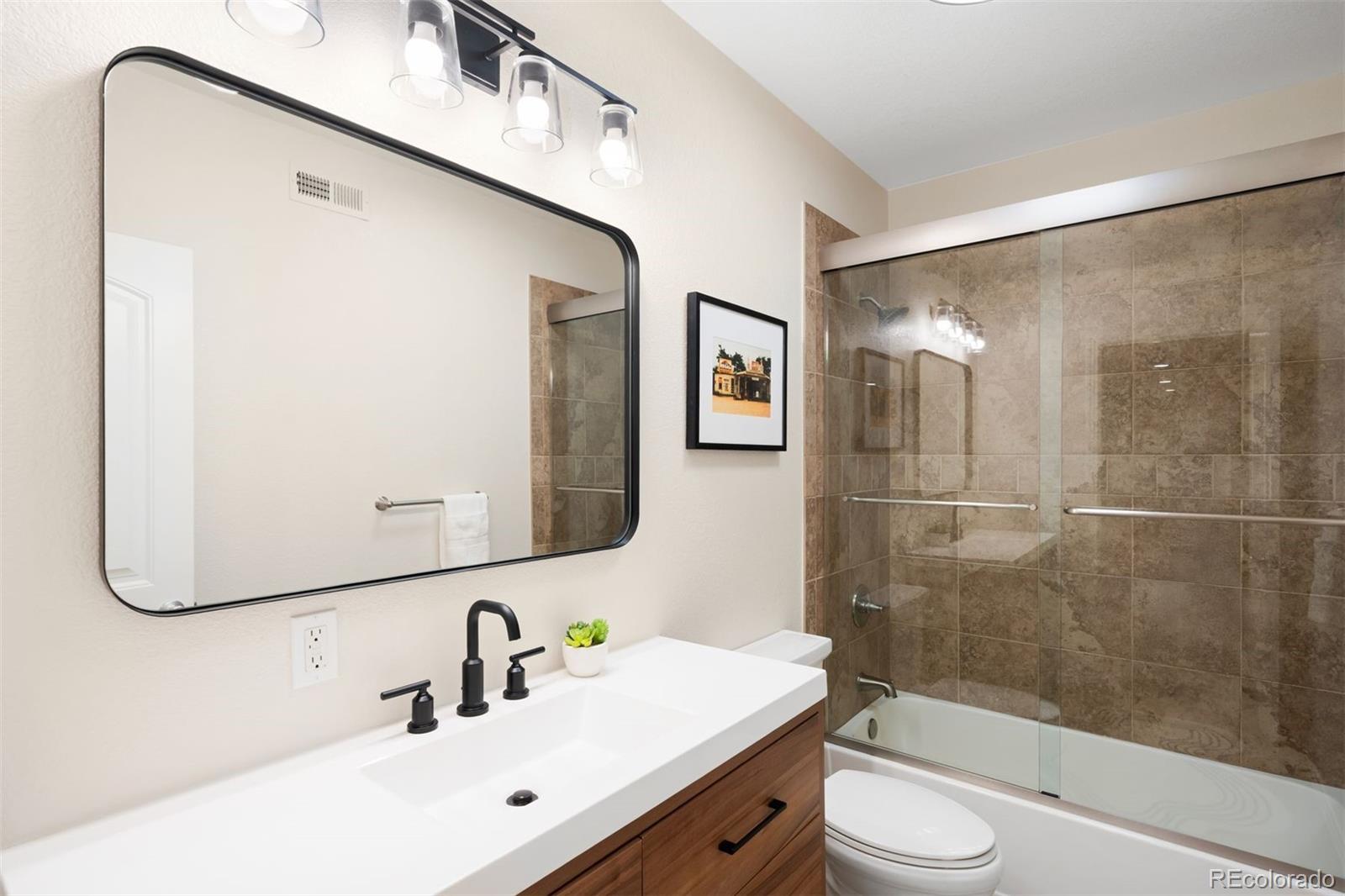 2400 S Columbine Street