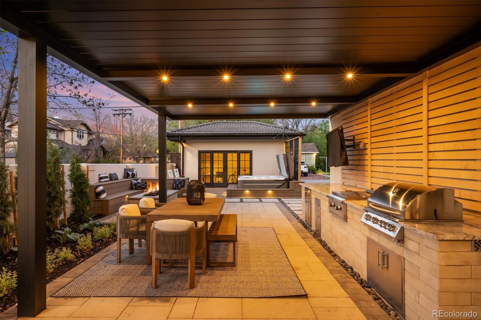 2400 S Columbine Street