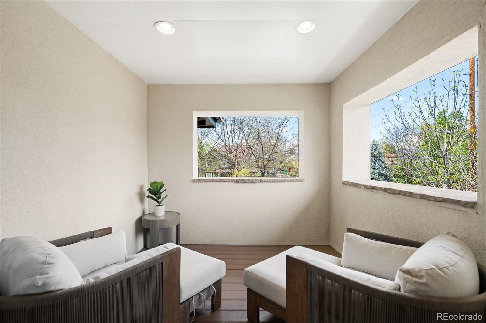 2400 S Columbine Street