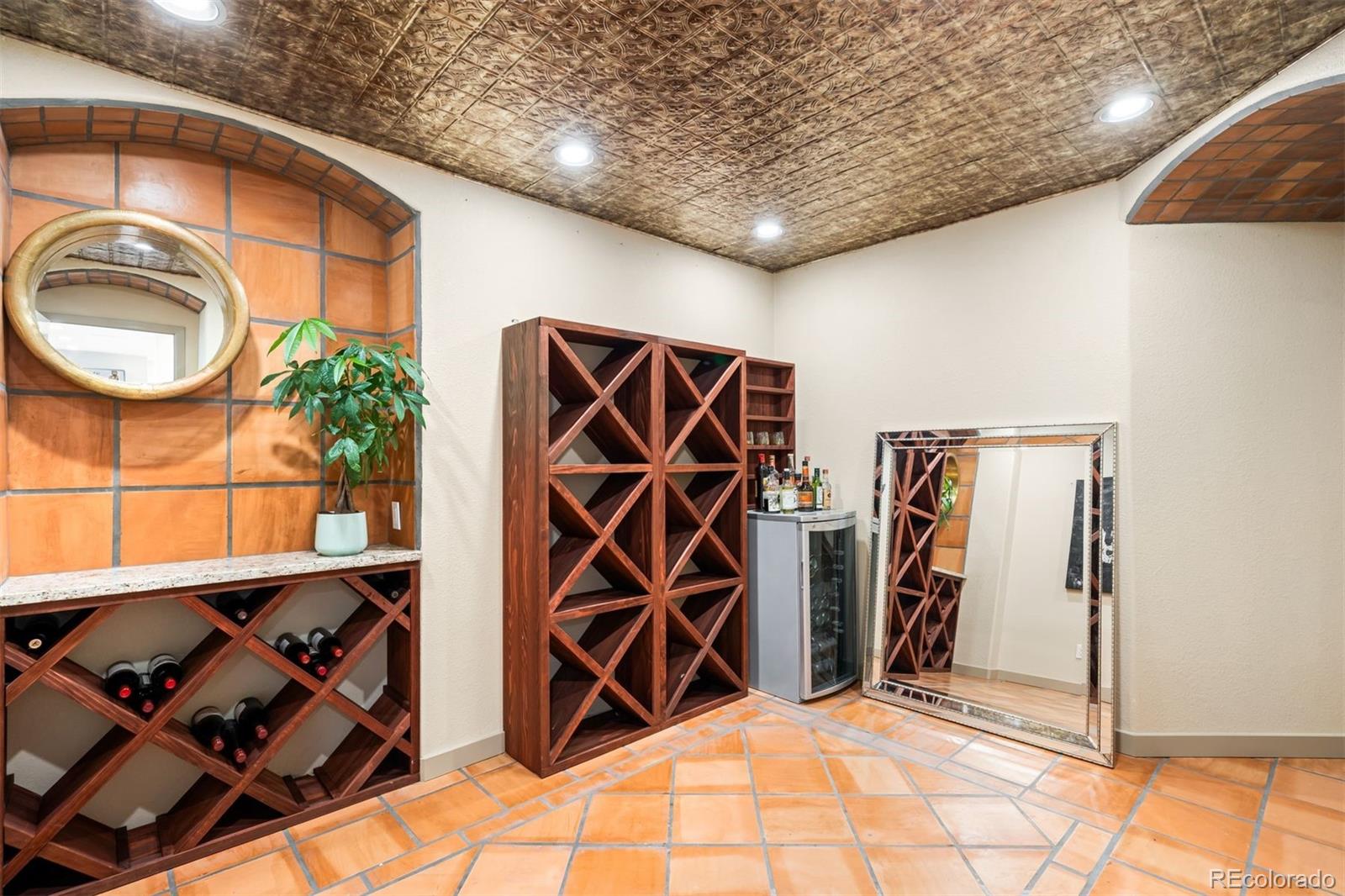 2400 S Columbine Street