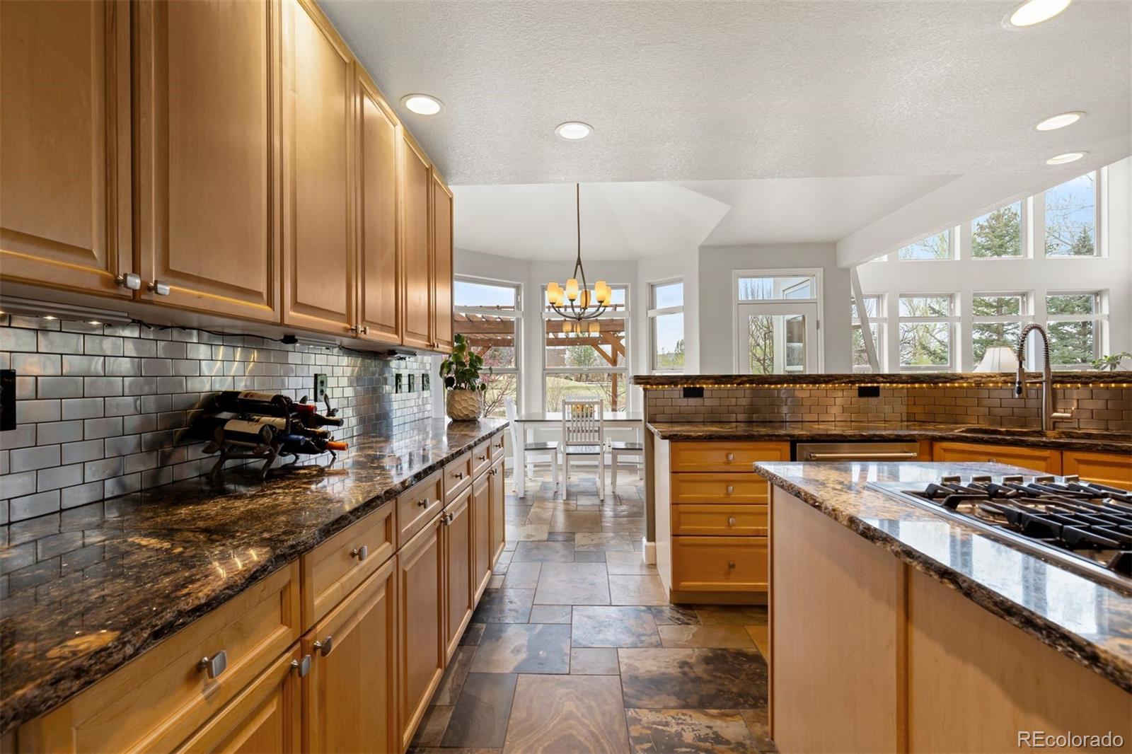 3815 Broadmoor Loop