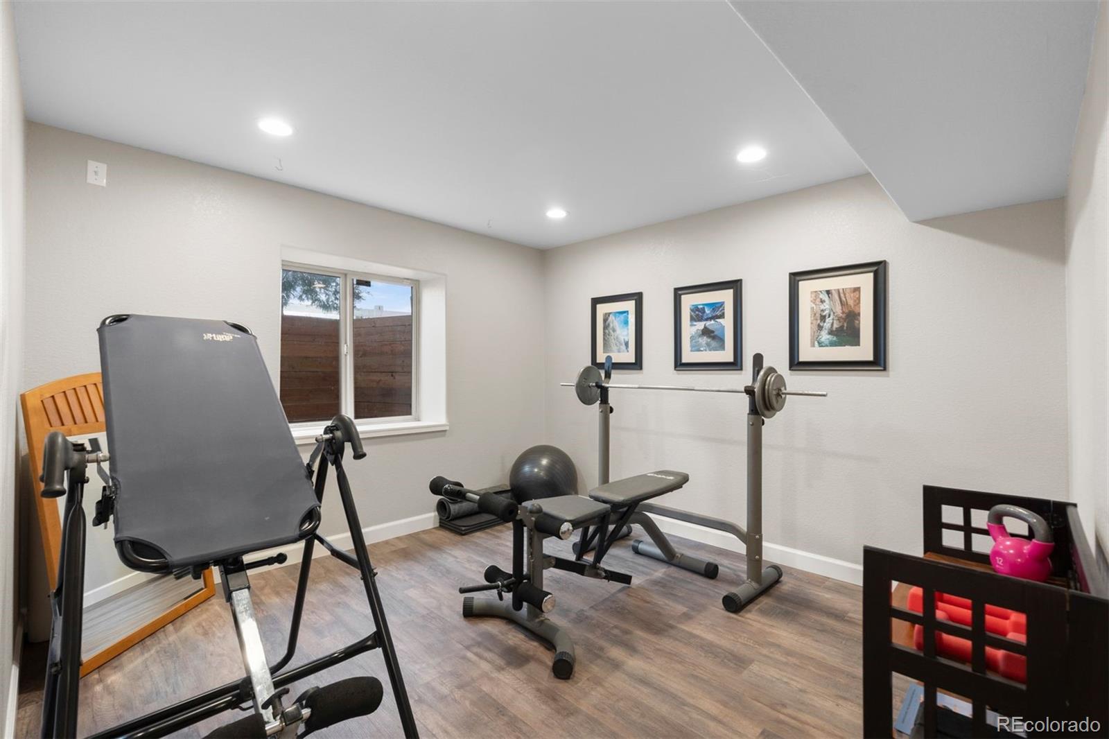 3815 Broadmoor Loop