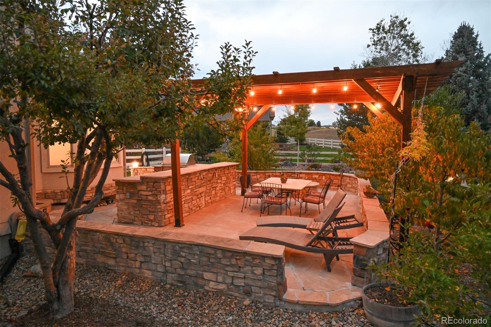 3815 Broadmoor Loop