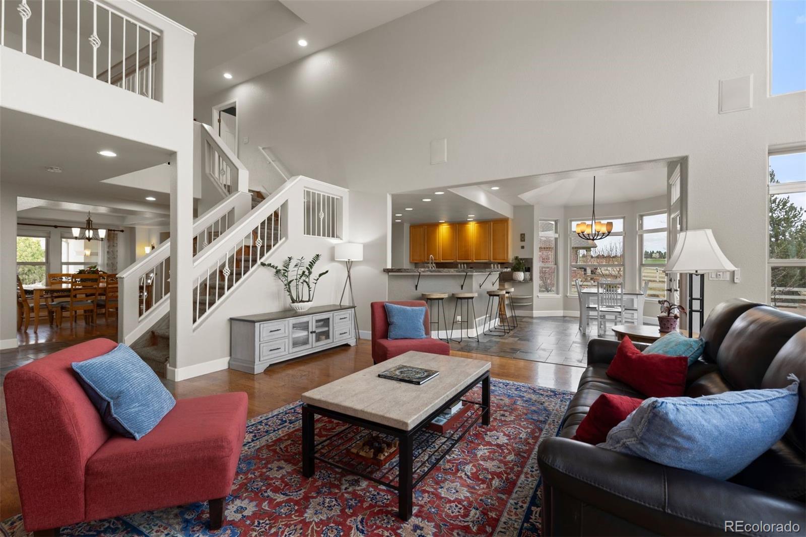 3815 Broadmoor Loop