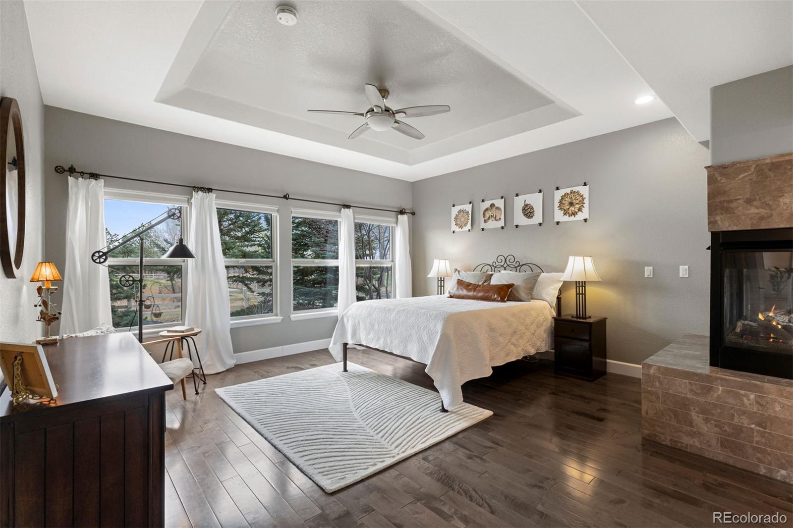 3815 Broadmoor Loop