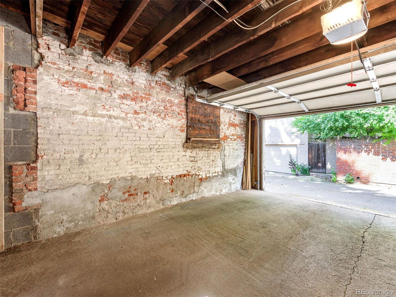1130 N Lafayette Street Unit: 2