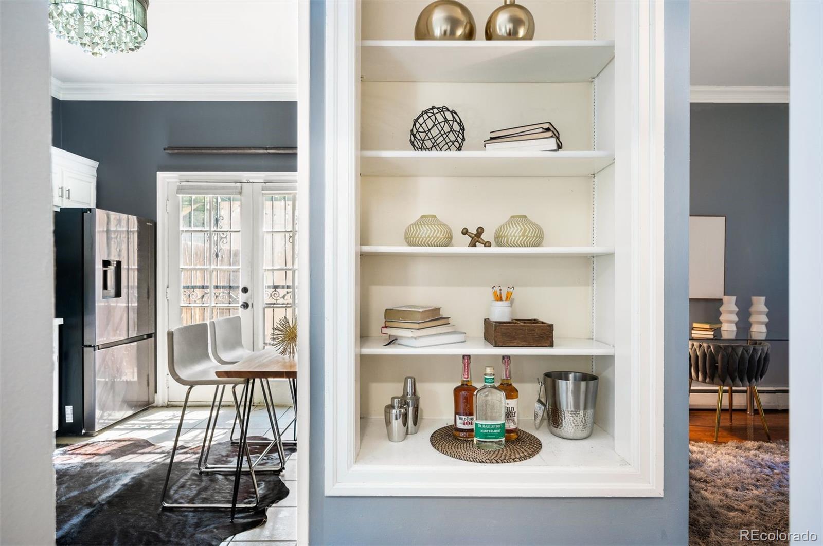 1130 N Lafayette Street Unit: 2