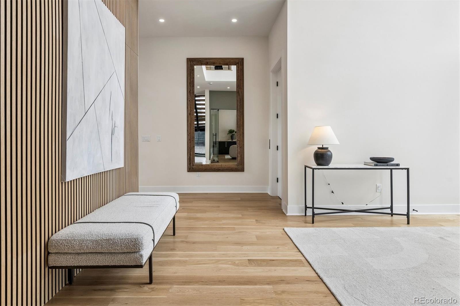 2821 E Cedar Avenue Unit: 12