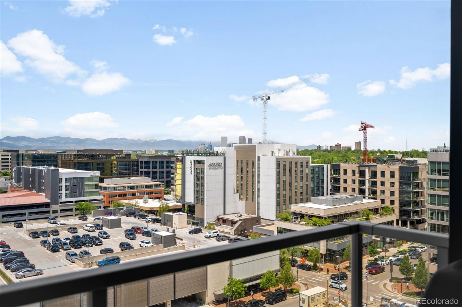155 Steele Street Unit: 1017