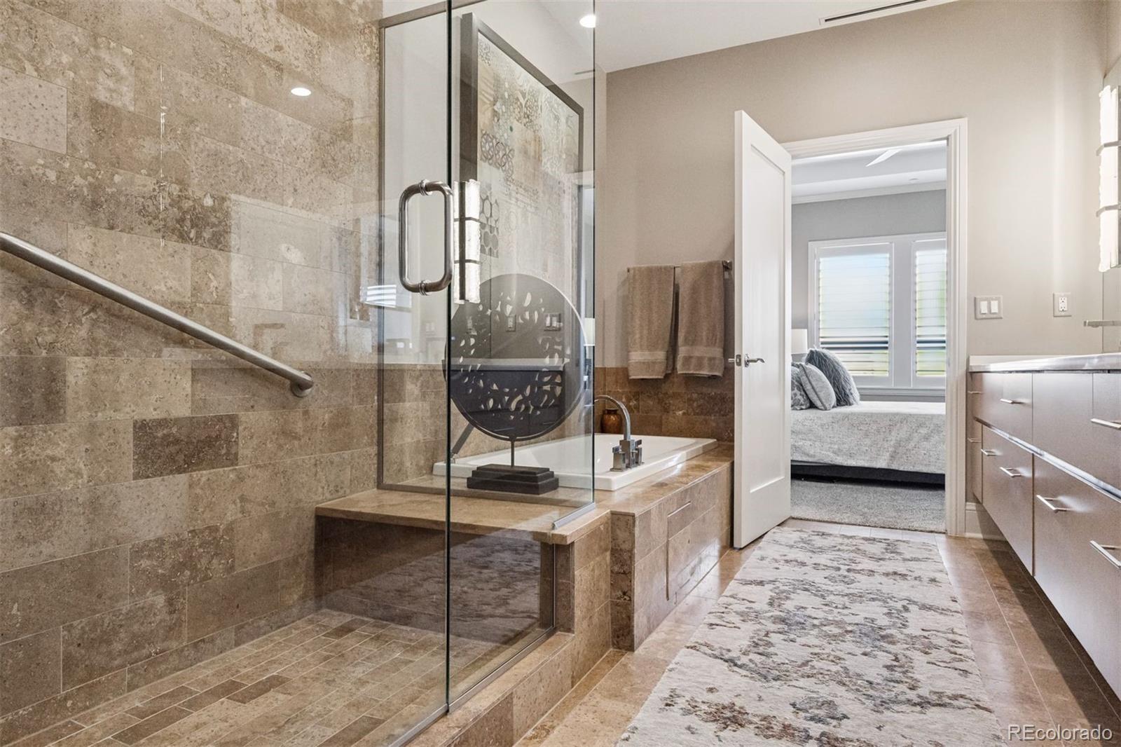 7600 Landmark Way Unit: 906-2