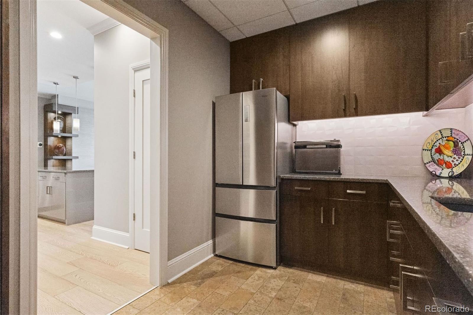 7600 Landmark Way Unit: 906-2