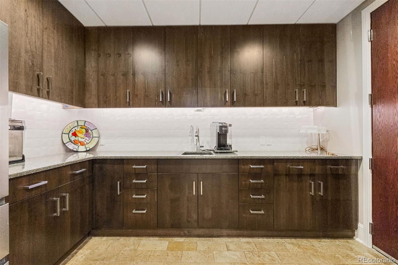 7600 Landmark Way Unit: 906-2